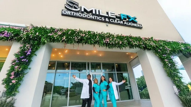 SMILE-FX® Miramar studio entrance with staff outside